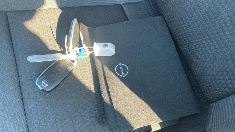 Nissan Qashqai 1.3 DiG-T MH N-Connecta 5dr Petrol Hatchback